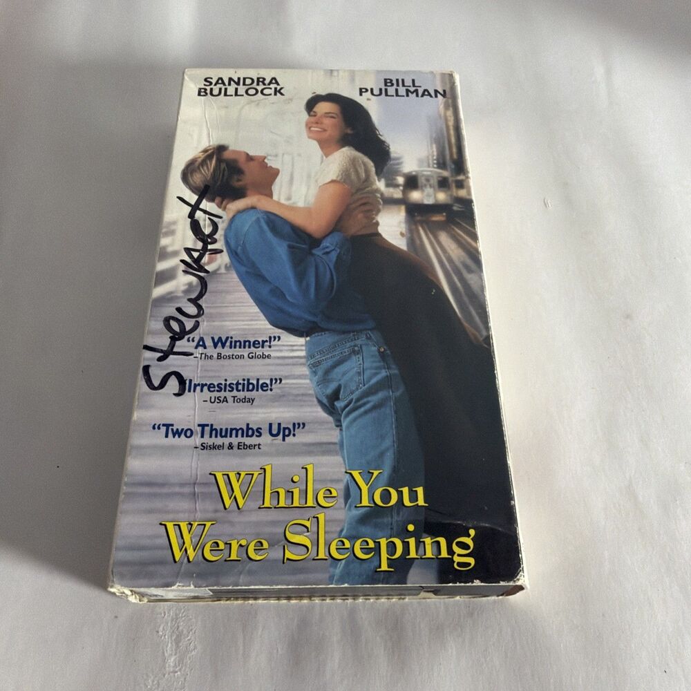 While You Were Sleeping VHS 1995 Sandra Bullock Bill Pullman RomCom Movie 5396
